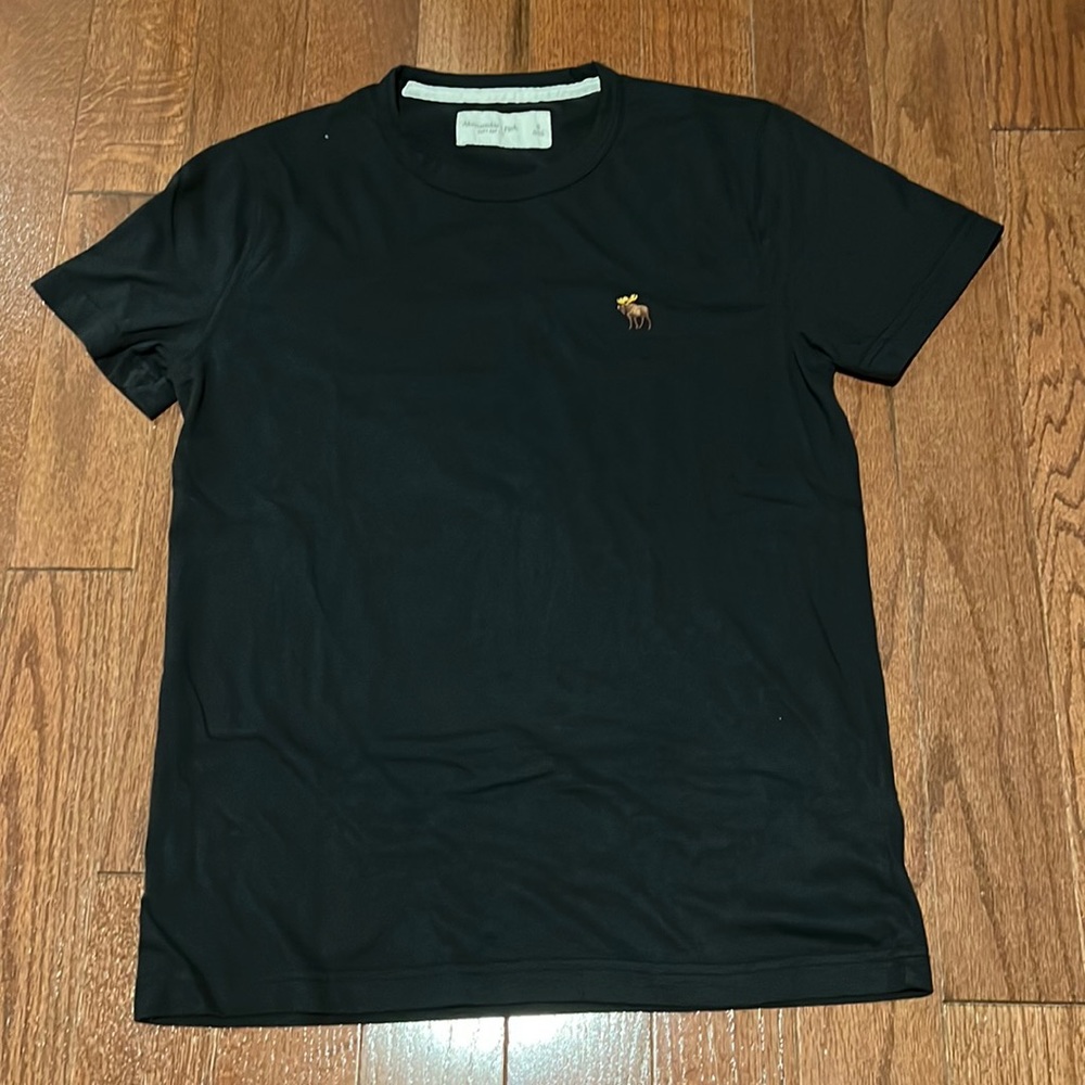 Black Abercrombie & Fitch Short Sleeve